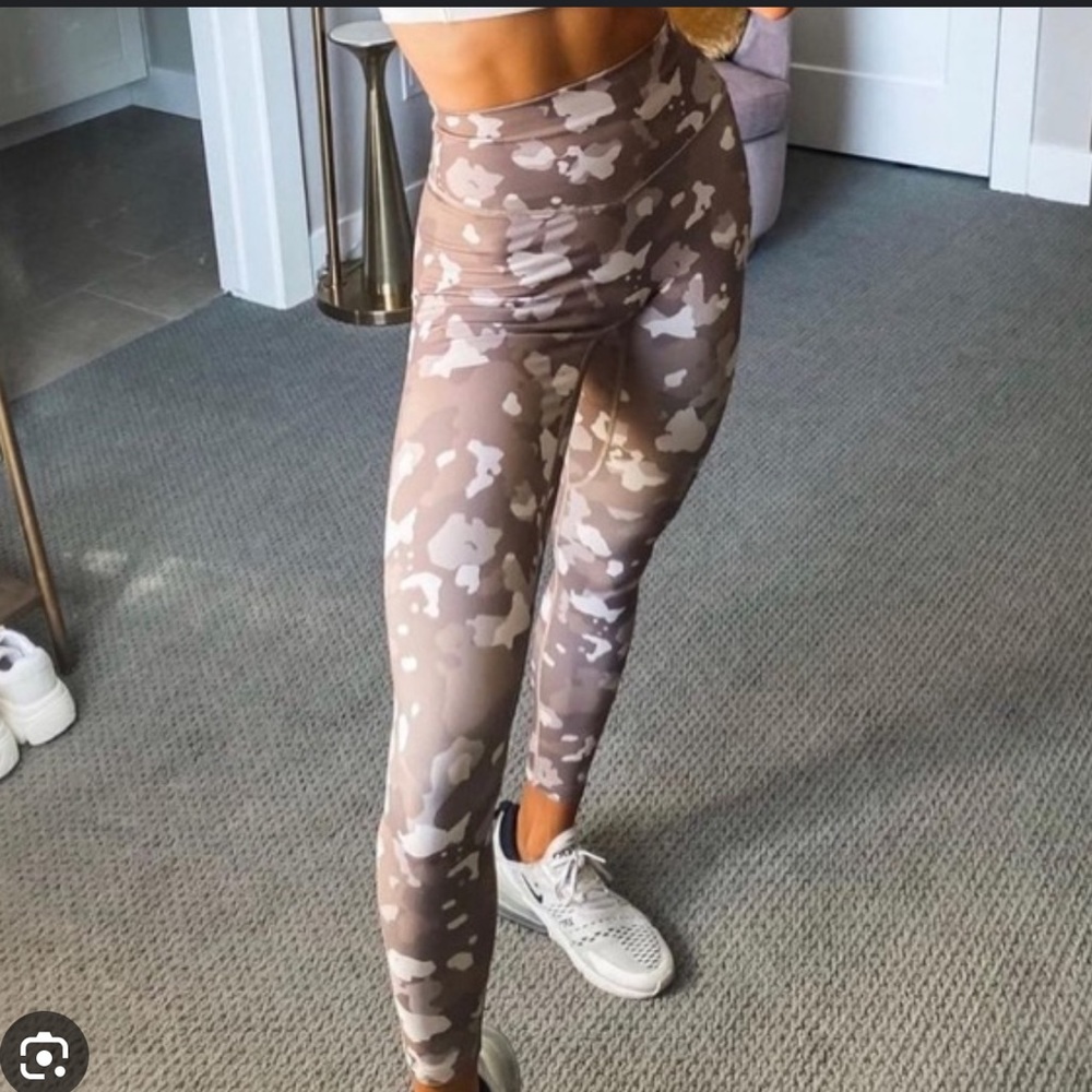 Balance Athletica / Vitality desert ridge leggings
